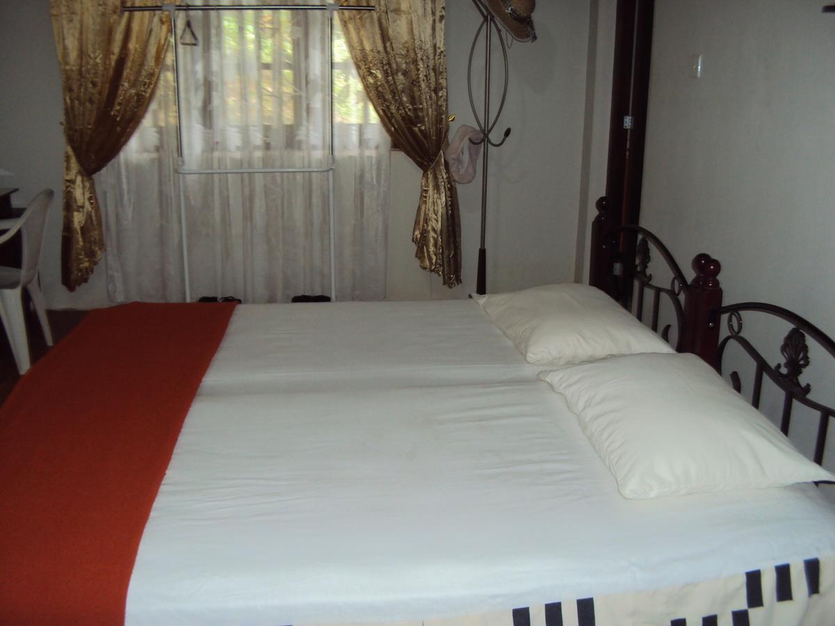 Araliya Home Stay Kandy Buitenkant foto