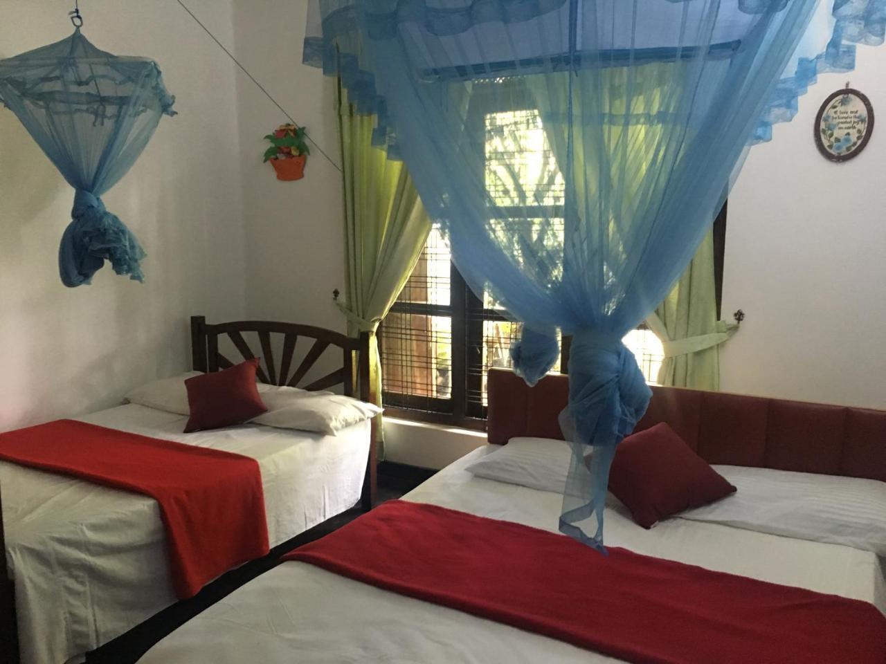 Araliya Home Stay Kandy Buitenkant foto